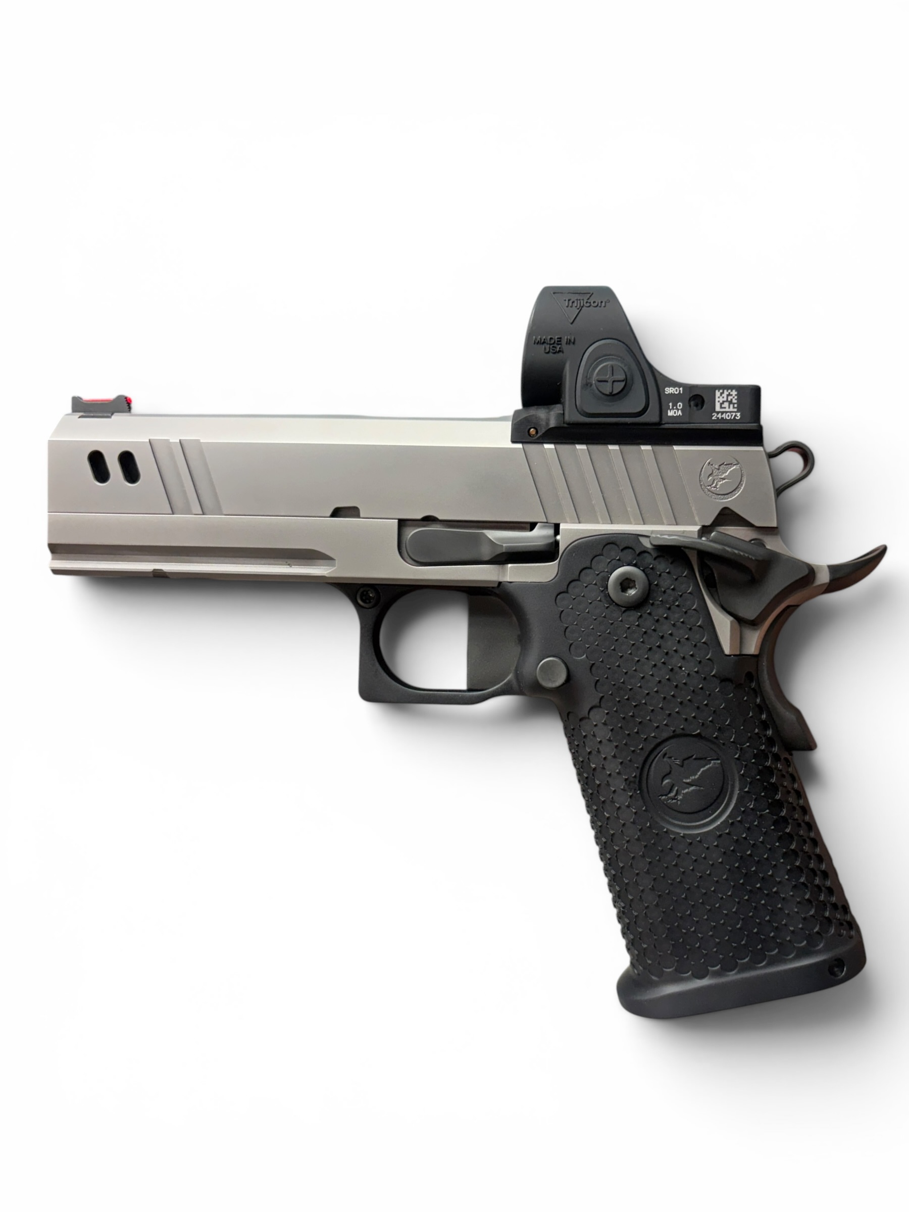 NIGHTHAWK CUSTOM BDS9 COMMANDER 2011 9MM TRIJICON SRO Complete Package - Image 4
